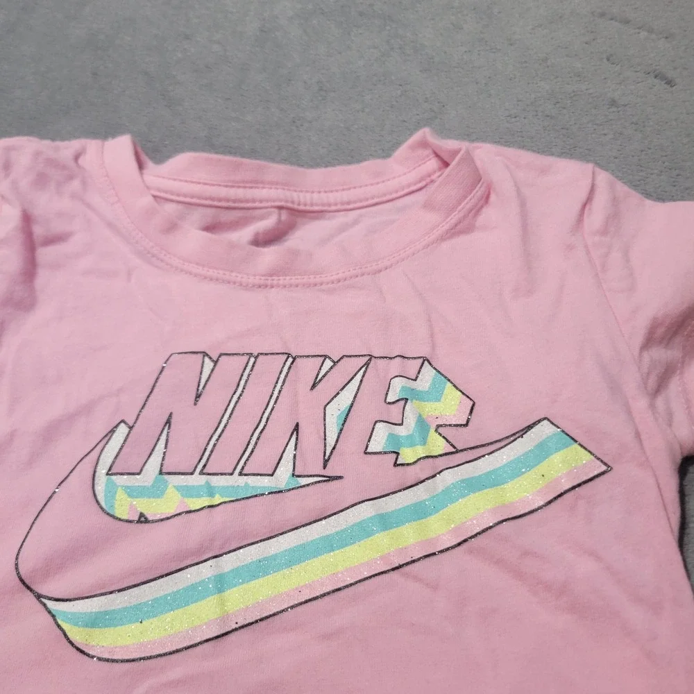 Nike T-Shirt Girls Pink Graphic Logo Glitter Swoosh‎ Activewear Sporty